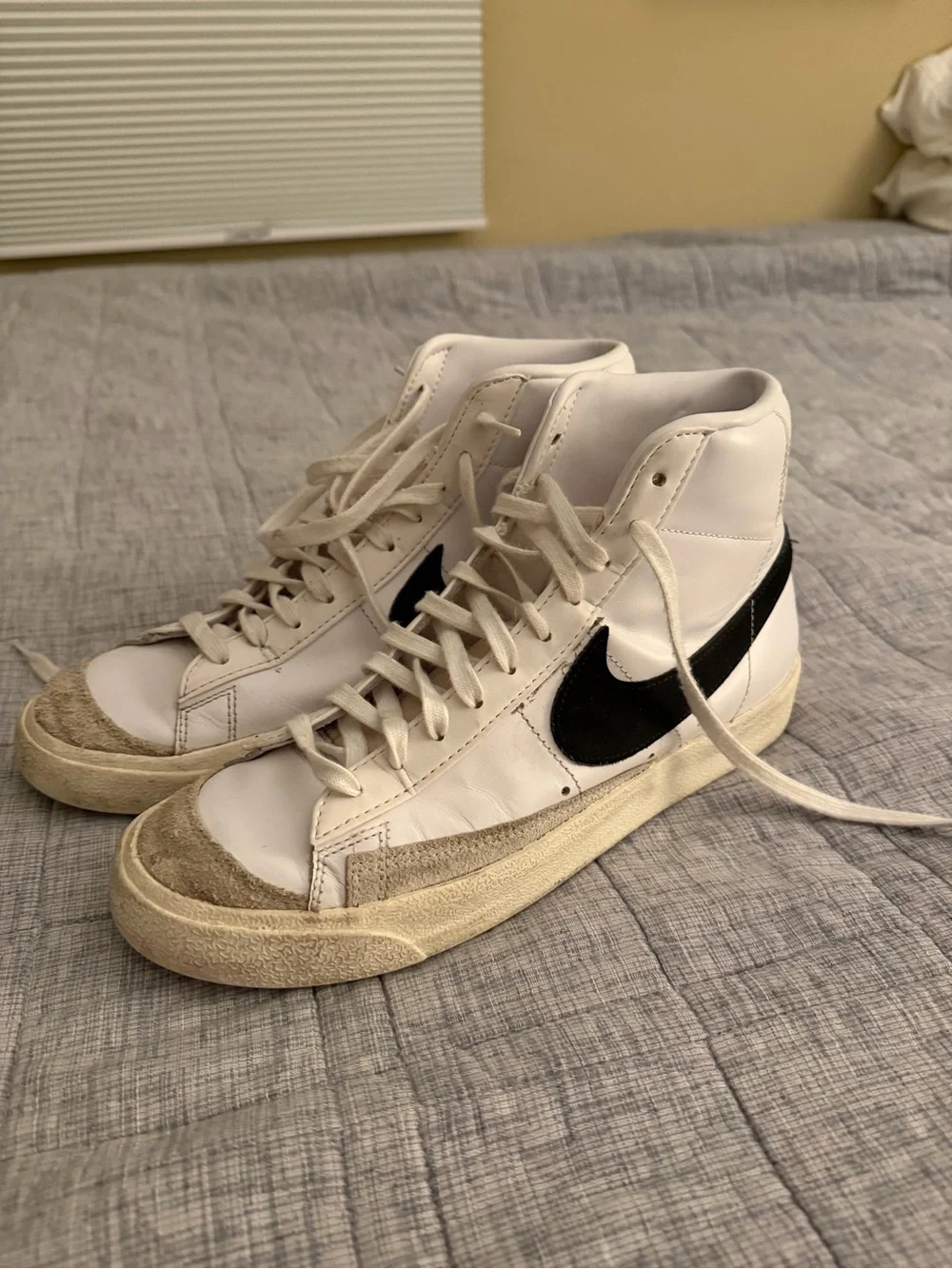 Nike Men’s White High-Top Sneakers with Black Swoosh